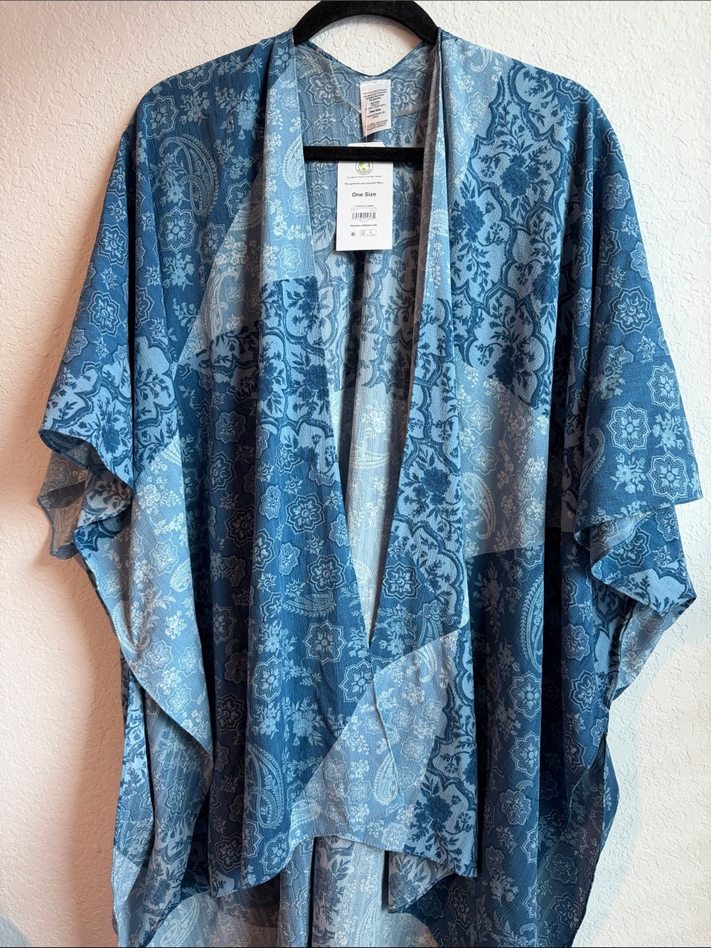 Time and Tru Light Blue Floral Damask Open-Front Kimono / Wrap